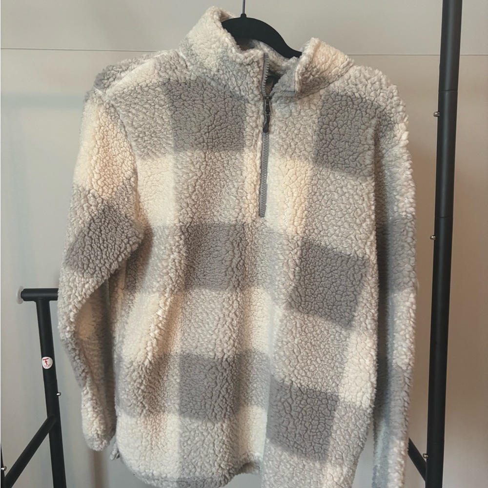Cozy Gray and Cream Checkered Sweater